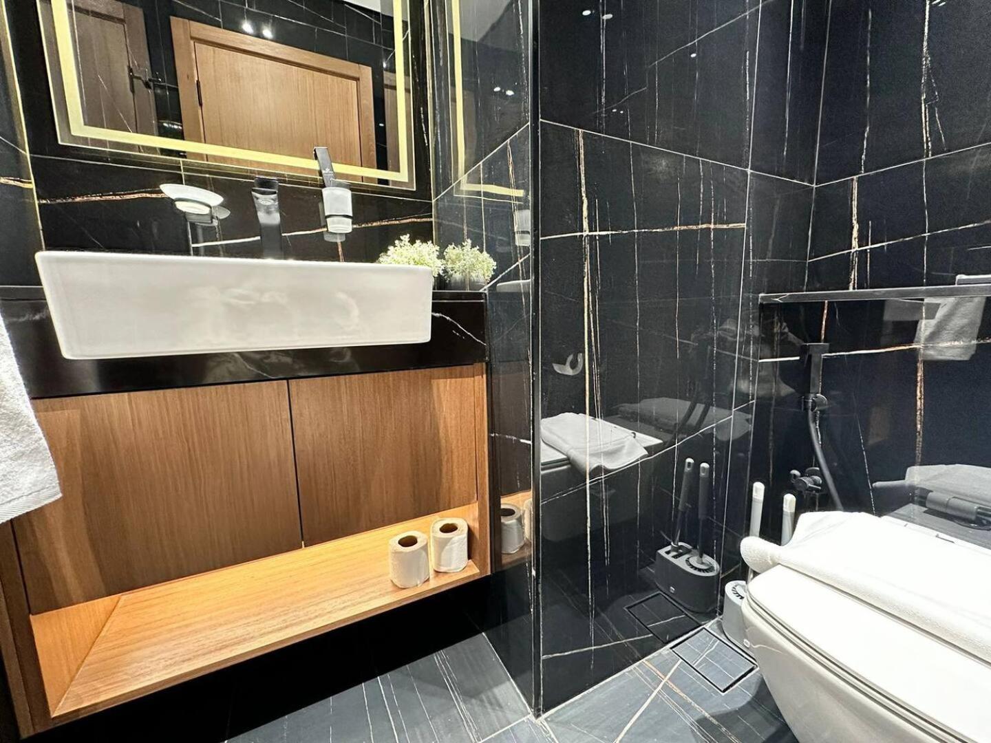 Elegant Urban 1 Bedroom In Jvc Apartment