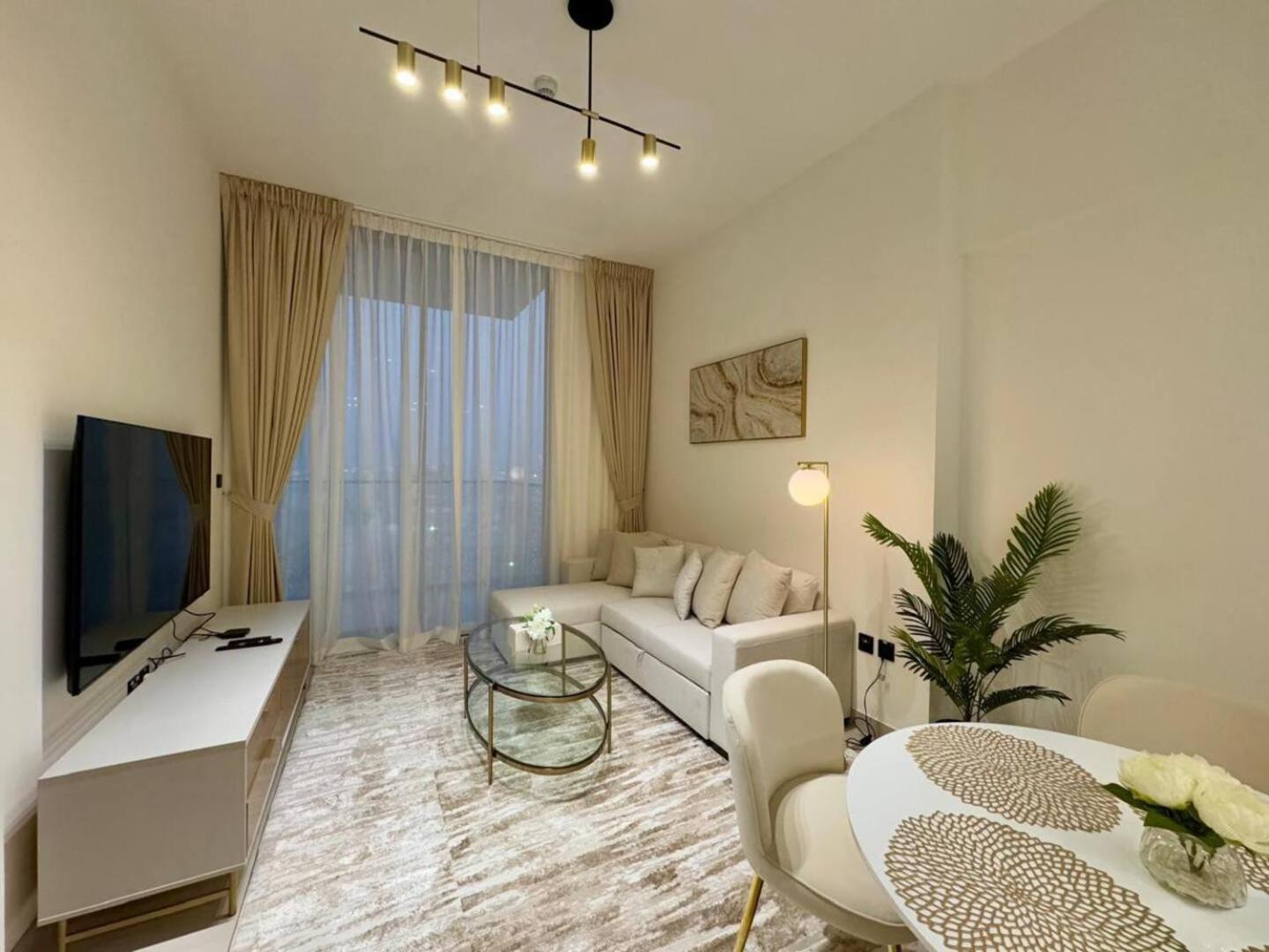Apartment Elegant Urban 1 Bedroom In Jvc Dubai